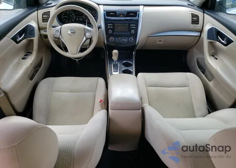 2015 Nissan Altima 2.5 z USA, uszkodzony, nr VIN 1N4AL3AP1FC492141